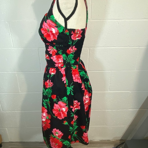 Voodoo Vixen Floral Black & Red Floral Swing Dress - Picture 7 of 10